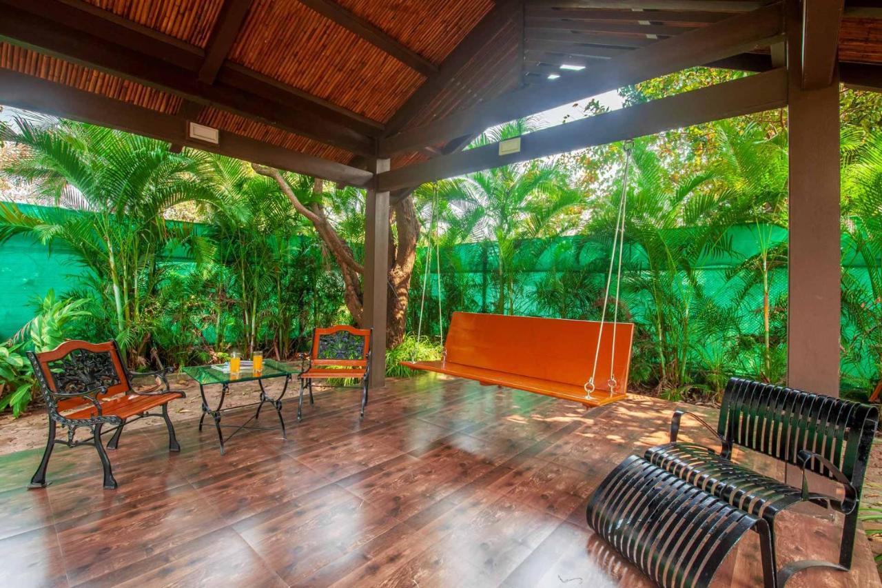 Stayvista'S Casa Palmera - Pet-Friendly Villa With Pool, Garden With Gazebo, And Indoor & Outdoor Games Alībāg Extérieur photo