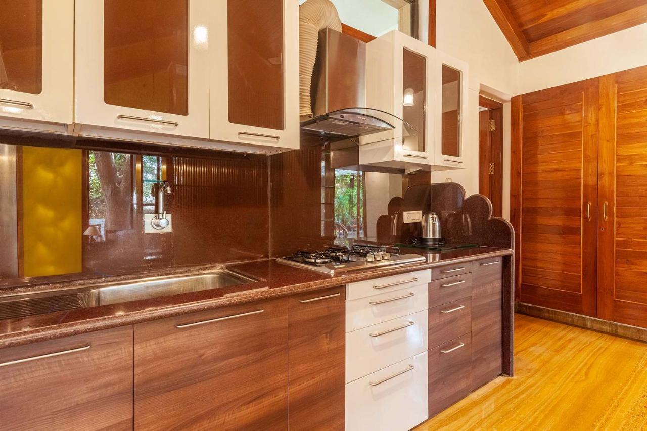 Stayvista'S Casa Palmera - Pet-Friendly Villa With Pool, Garden With Gazebo, And Indoor & Outdoor Games Alībāg Extérieur photo